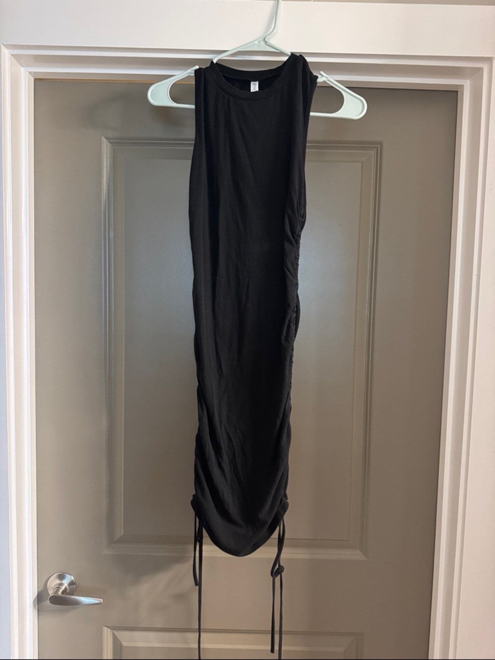 Black Sleeveless Ruched Midi Dress